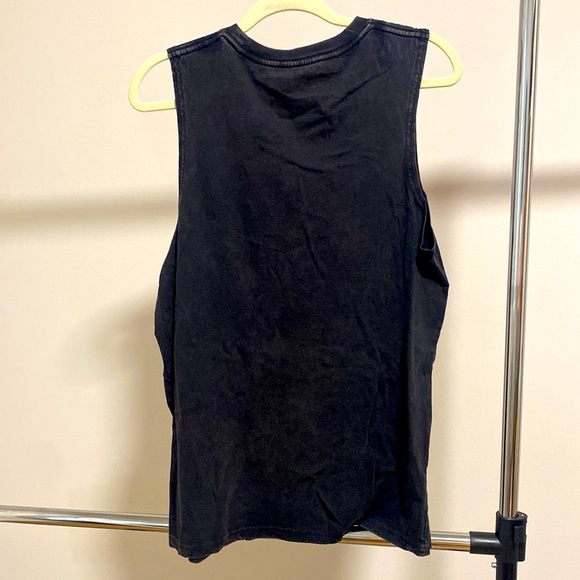 New Men’s Barbie Charcoal Grey/Pink Beach Party Tank Top - Picture 6 of 6